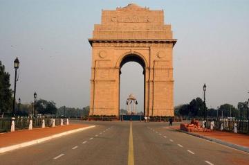 Delhi City Sightseeing Day Tour by Car with Guide
